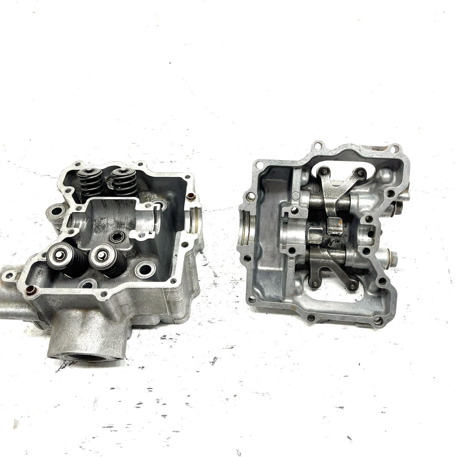 93-98 Kawasaki Bayou 400 KLF400B 4x4 OEM Cylinder Head 11008-5006