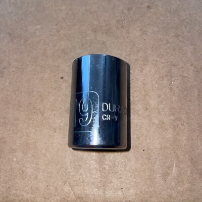 Duracraft Pro 1/2-Inch Drive x 19mm Shallow 6-Point Metric Socket Ready To Work!