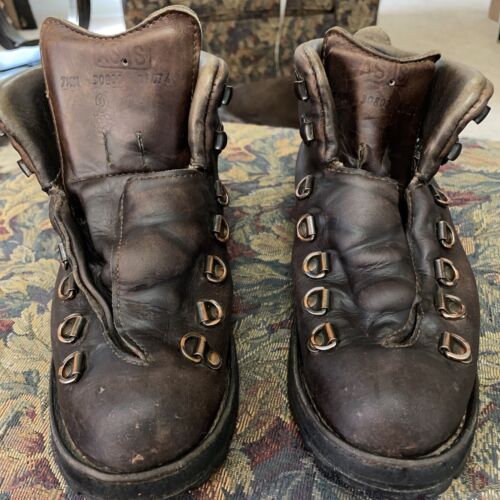 Danner Mountain Light II Boots 5 Danner Mountain Light II Boots 5