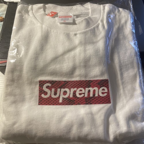 Supreme Harajuku Store Open Box Logo Snakeskin Dead Stock Supreme Harajuku Store Open Box Logo Snakeskin Dead Stock