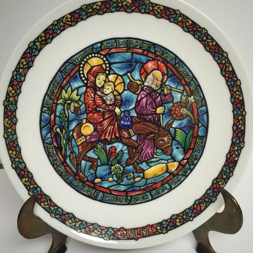 d arceau limoges noel vitrail Collection Of 3 Plates