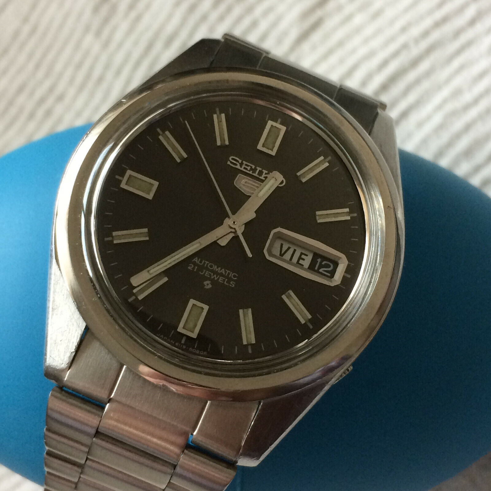 SEIKO 5, 6119-8083 AUTOMATIC MEN'S WATCH, 21 JEWEL, DAY DATE SEIKO 5, 6119-8083 AUTOMATIC MEN'S WATCH, 21 JEWEL, DAY DATE