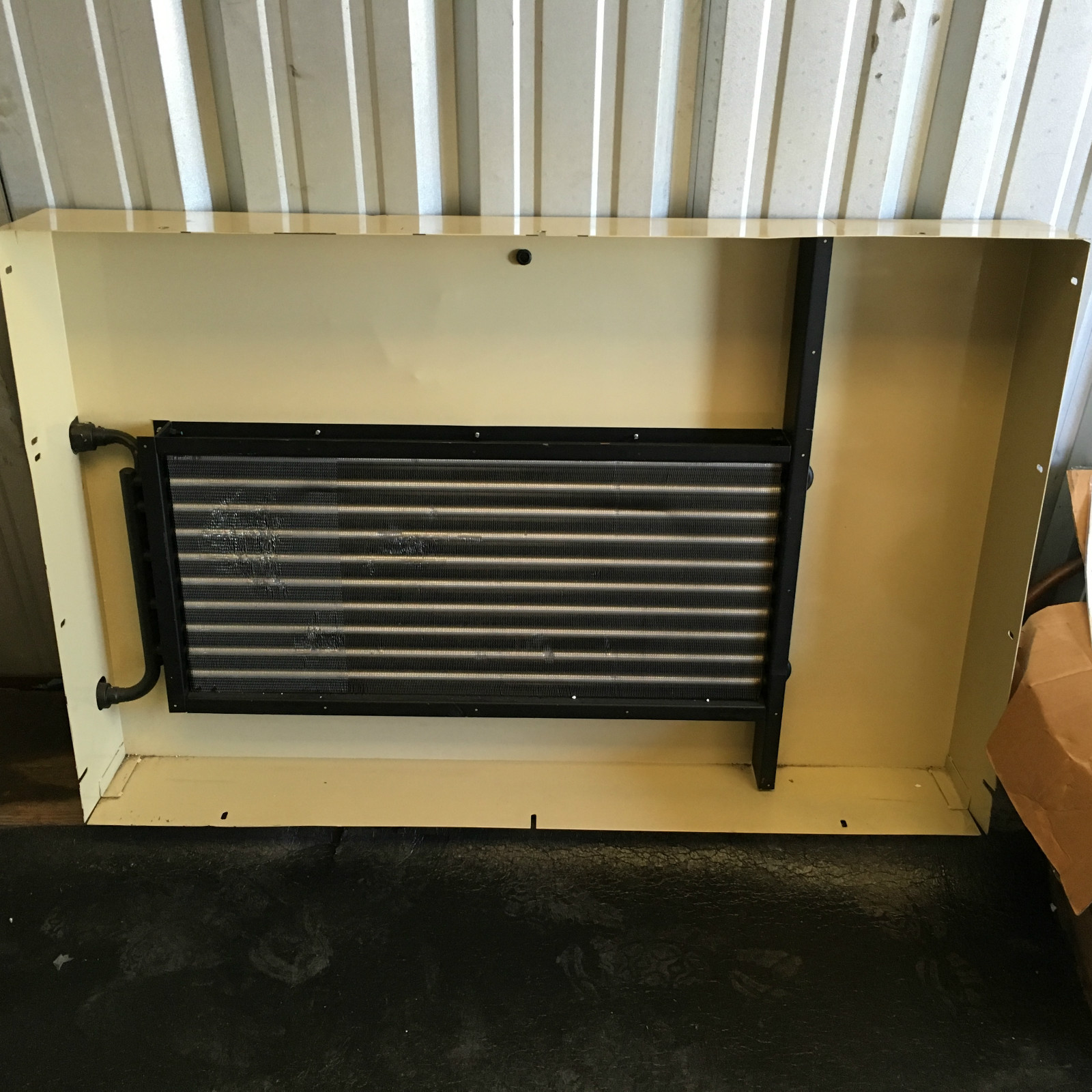 Ingersoll Rand 2000E25-FP 25-HP Two-Stage 3 Cylinder Air Compressor CFM 82 NEW!