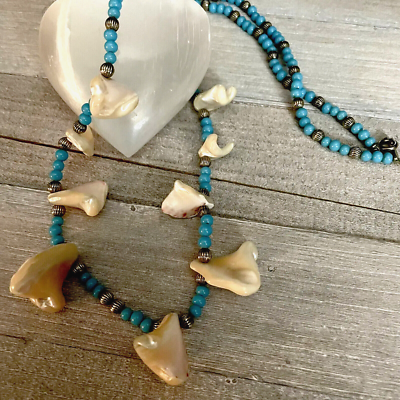 Vintage Vogue Genuine Seashell Faux Turquoise Beaded Necklace 24