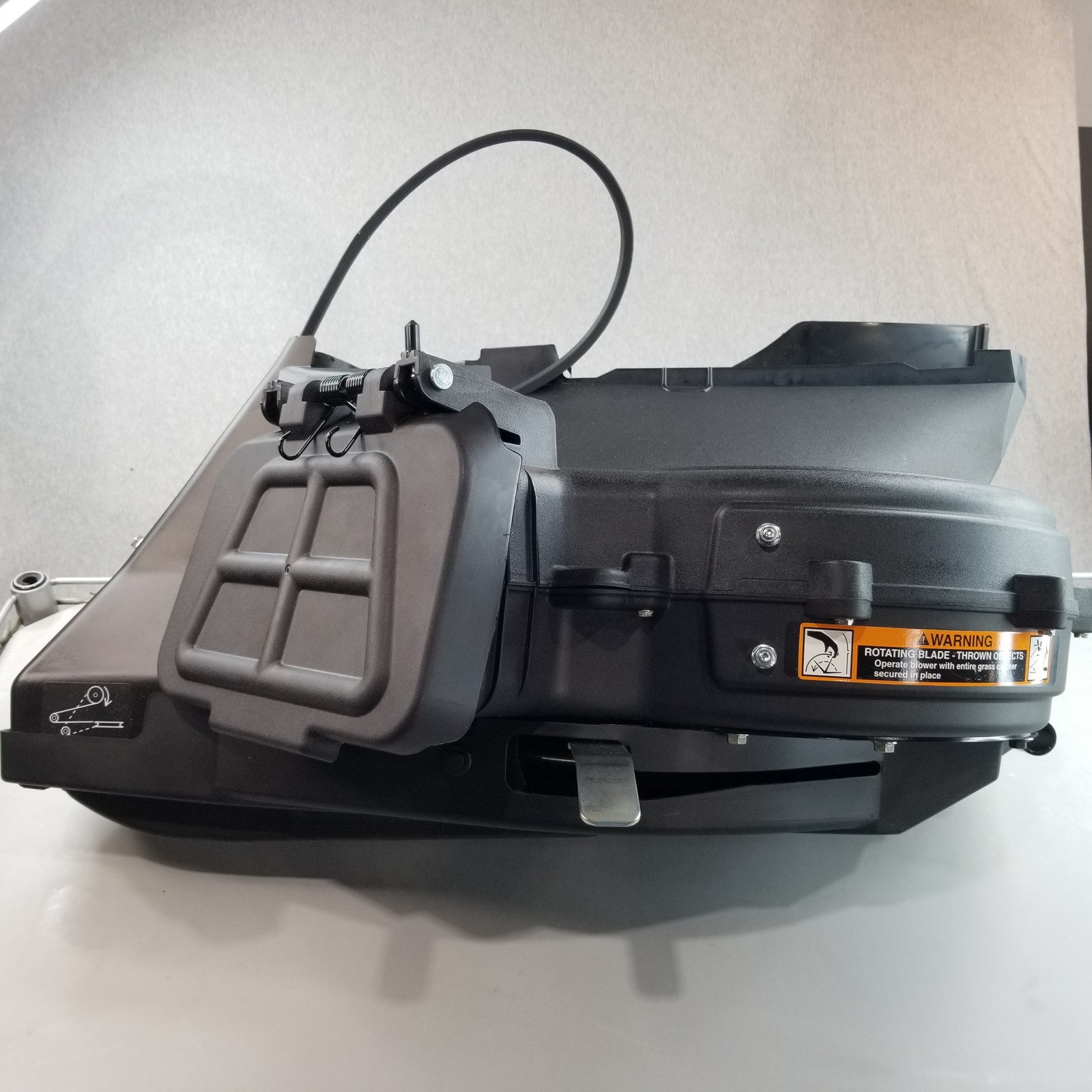 John Deere 2 Bag Material Collection System Blower 54-42-48-in Z300 Series Ztrak