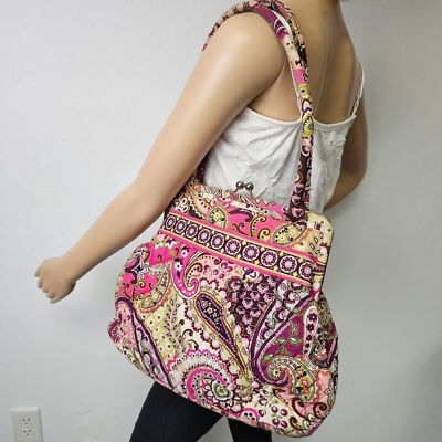 Vera Bradley Alice Kiss Lock RETIRED Very Berry Paisley Pink/ Purple Purse