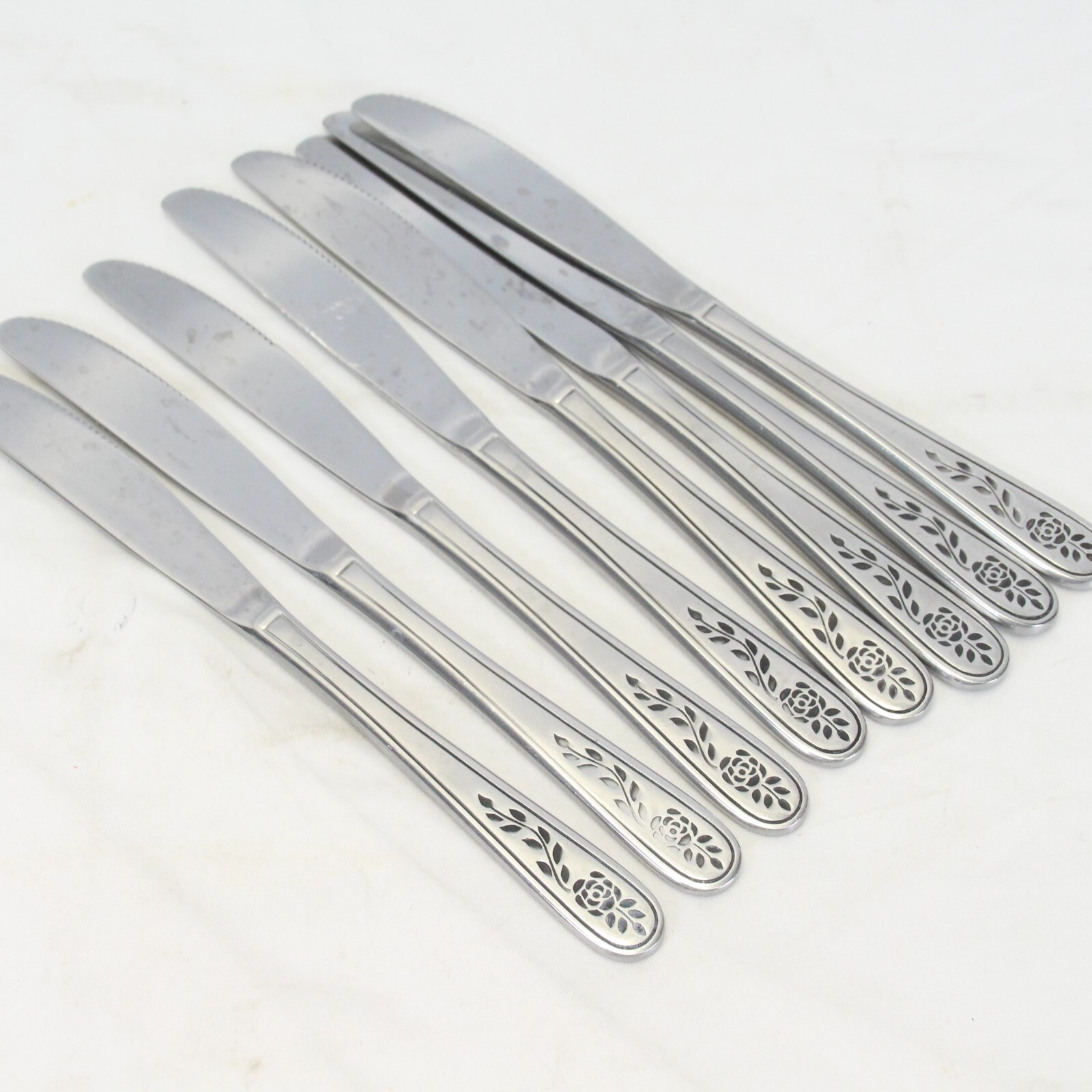 Rogers Spring Flower Floral Mist Dinner Knives Int Silver Stai...