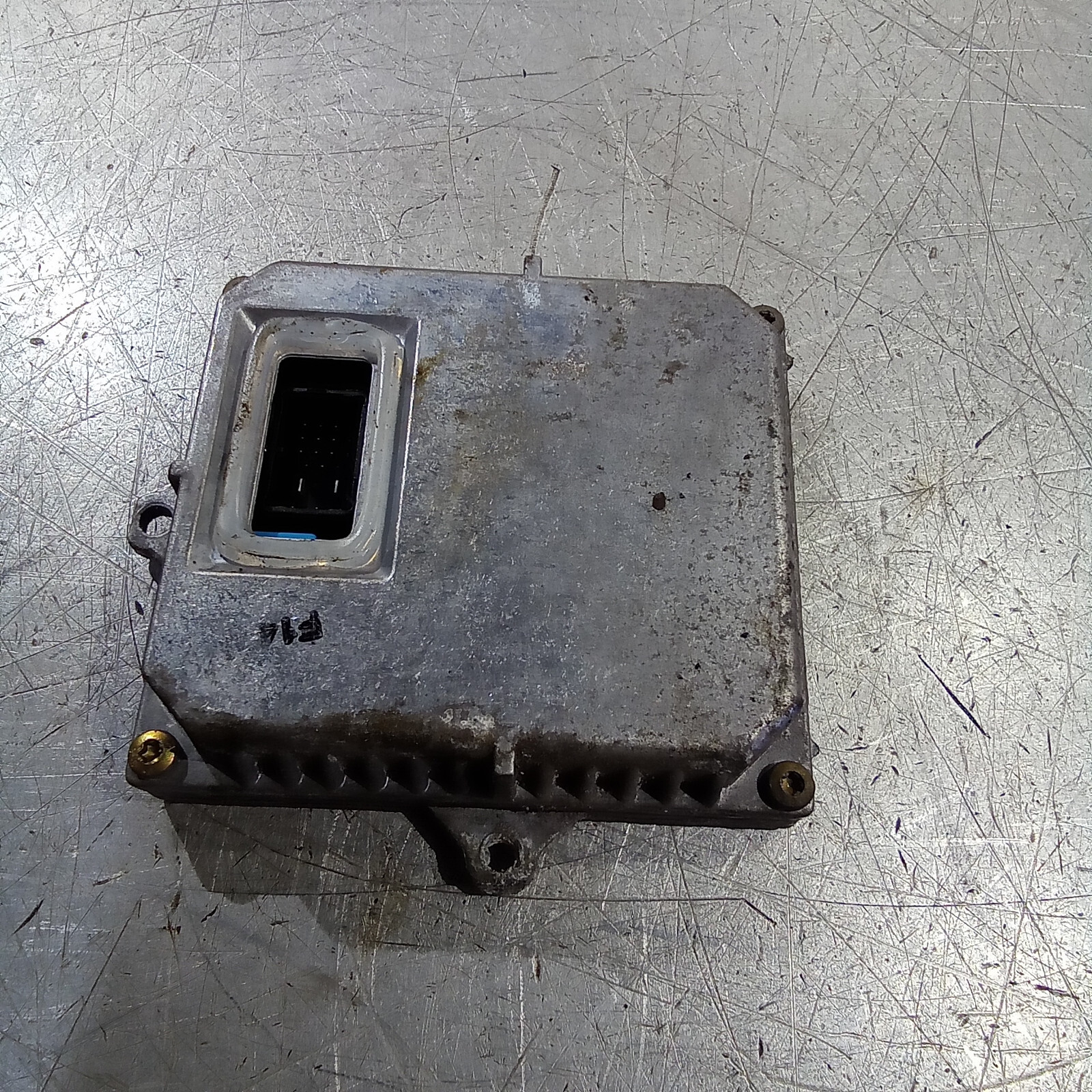 Audi TT 8N Mk 1 2001-2006 Xenon Headlight Ballast Igniter Module 1307329066