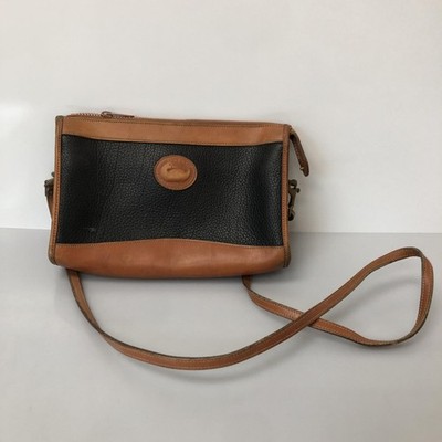 VINTAGE Dooney & Bourke Crossbody Bag Womens Medium Black Leather All Weather