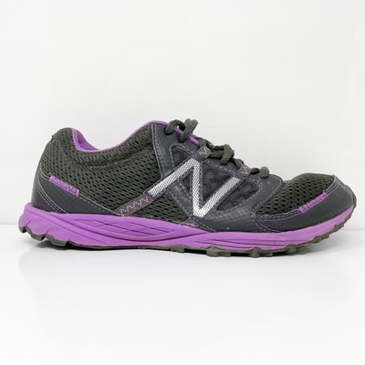 

Женские кроссовки New Balance 310 WT310BP черные кроссовки размер 7 B, Черный, 310