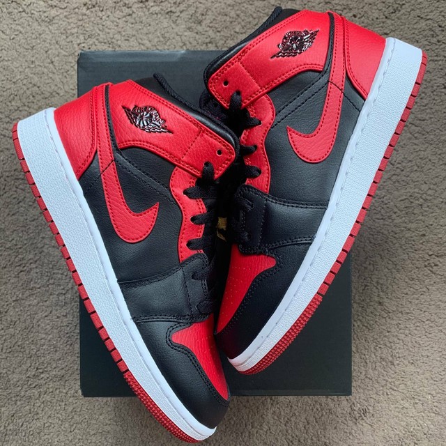 jordan 1 mid 6y