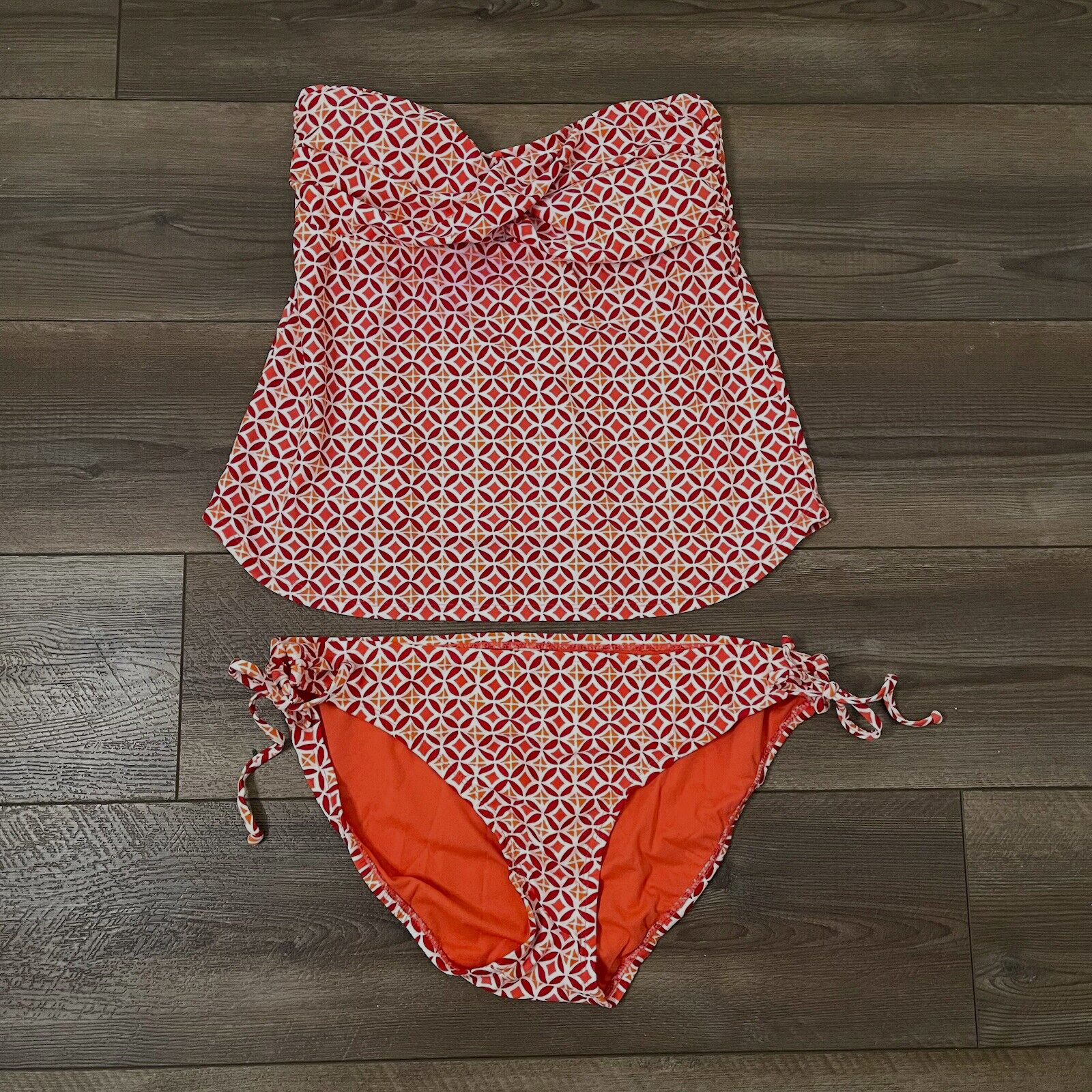 海外輸入 インボイス Stylus M Top Women's - Swimsuit Print White Orange/ 2Pc Clothing