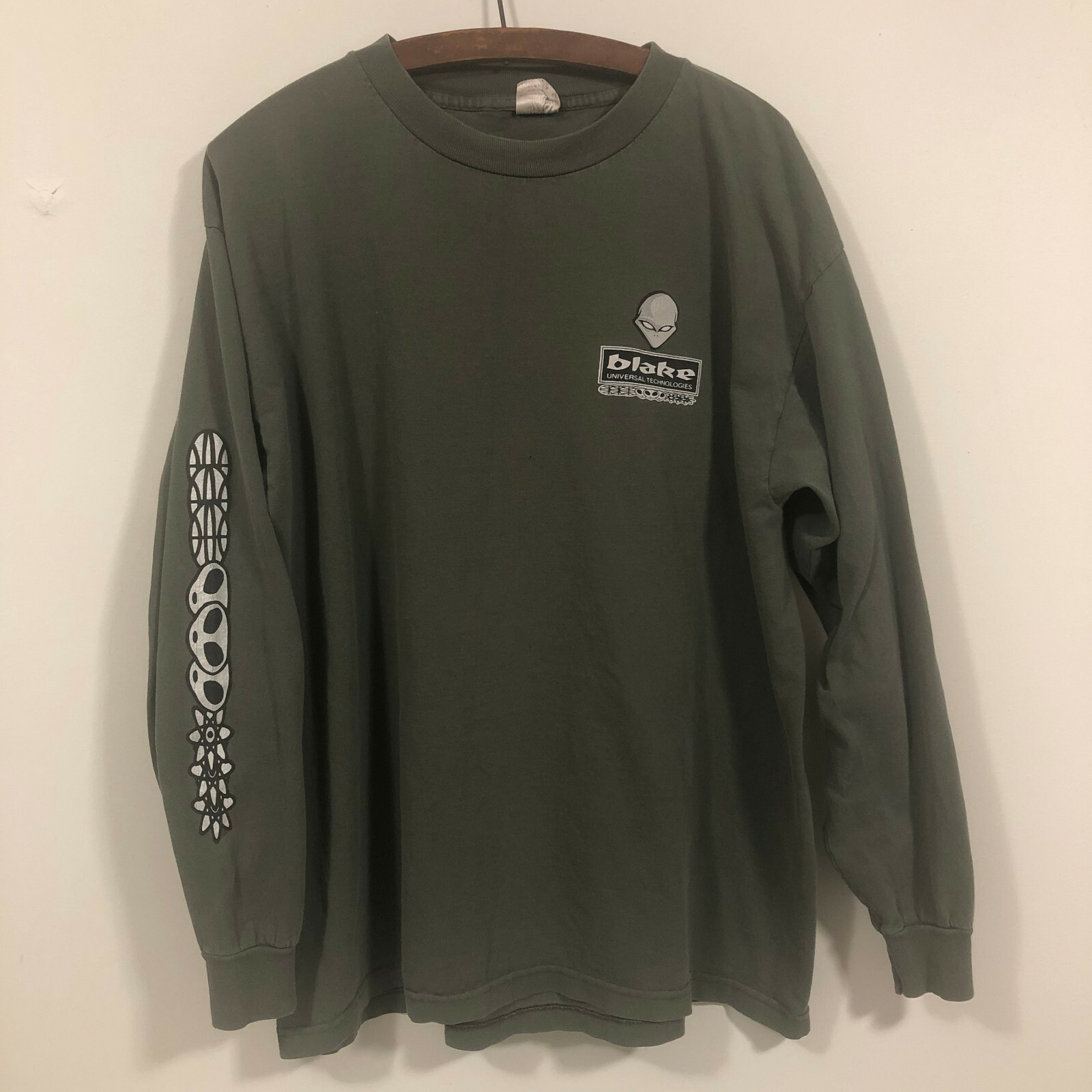 SUPERSUB ♥ Dark Knight Raglan Long Sleeve T-Shirt $_57.JPG?set_id=8800005007