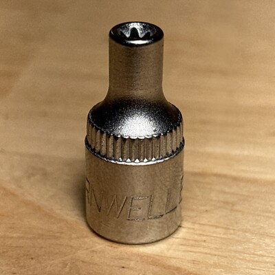 Cornwell E4 Inverted Star Bit Socket 1/4'' Drive CRV CBSE40 NEW OPEN BOX
