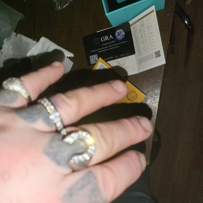 Foto dell'oggetto di un acquirente verificato