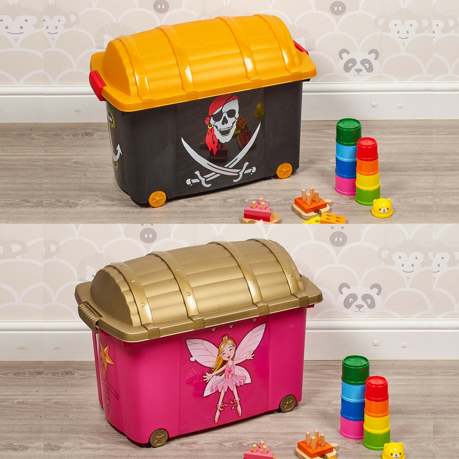 たる　TREASURE Legendary 8-Bit Foam Treasure Chest Replica - 4 Inch | Free