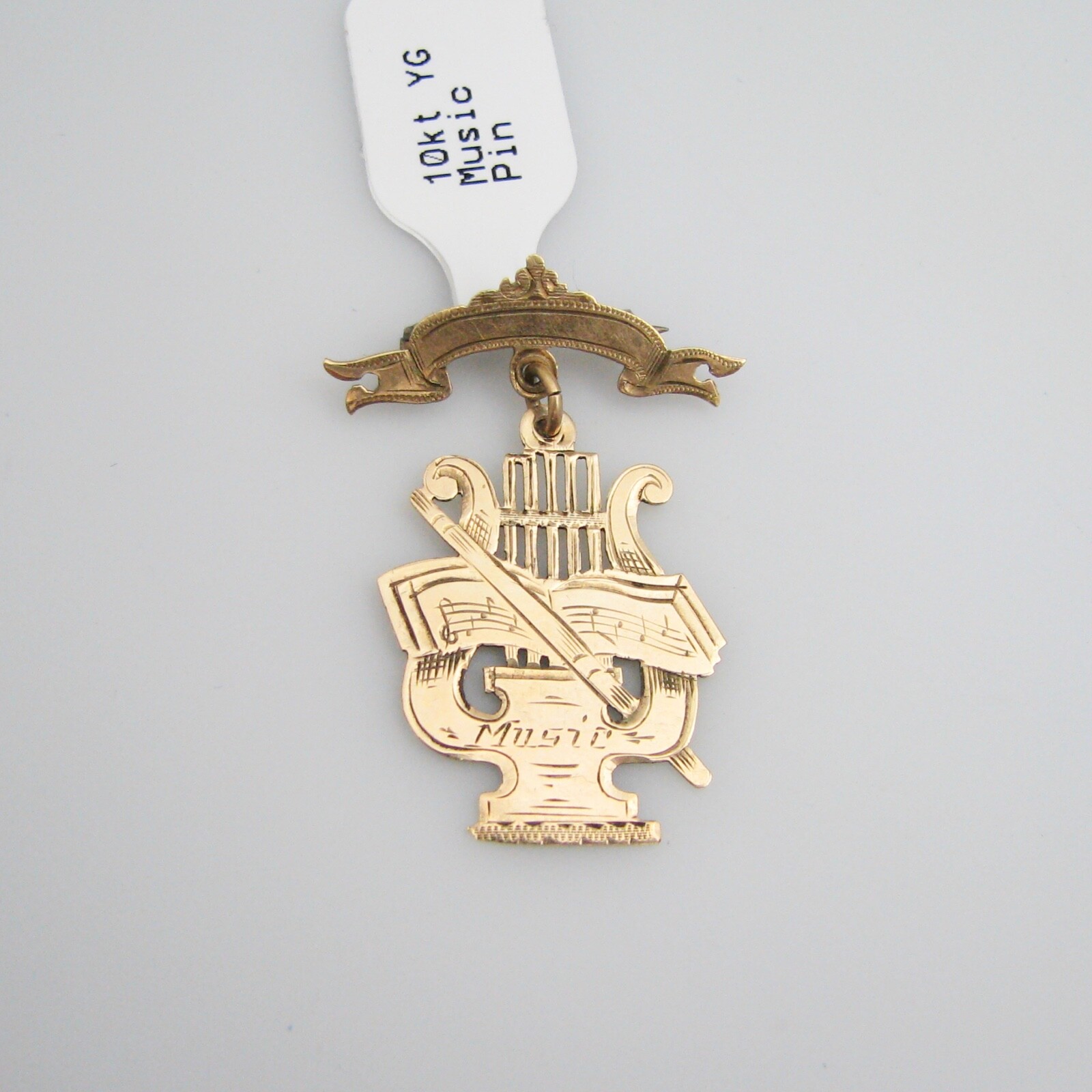 ミュージシャン RILY Heart Pins Gold ミュージシャン RILY Heart Pins Gold Beautiful Vintage Gold