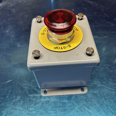Allen Bradley 800T-FXTQH2RA1 Pushbutton and Hoffman E1PB Enclosure