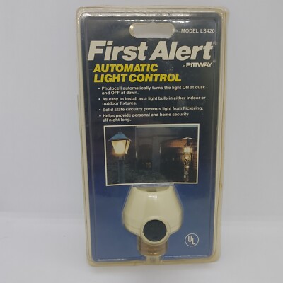 Vintage 80s First Alert Automatic Light Control Model LS420 - New Sealed 