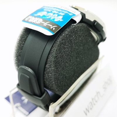 Pre-owned Casio G-shock Gmw-b5000-1jf Solar Radio Bluetooth Men`s Watch In Box