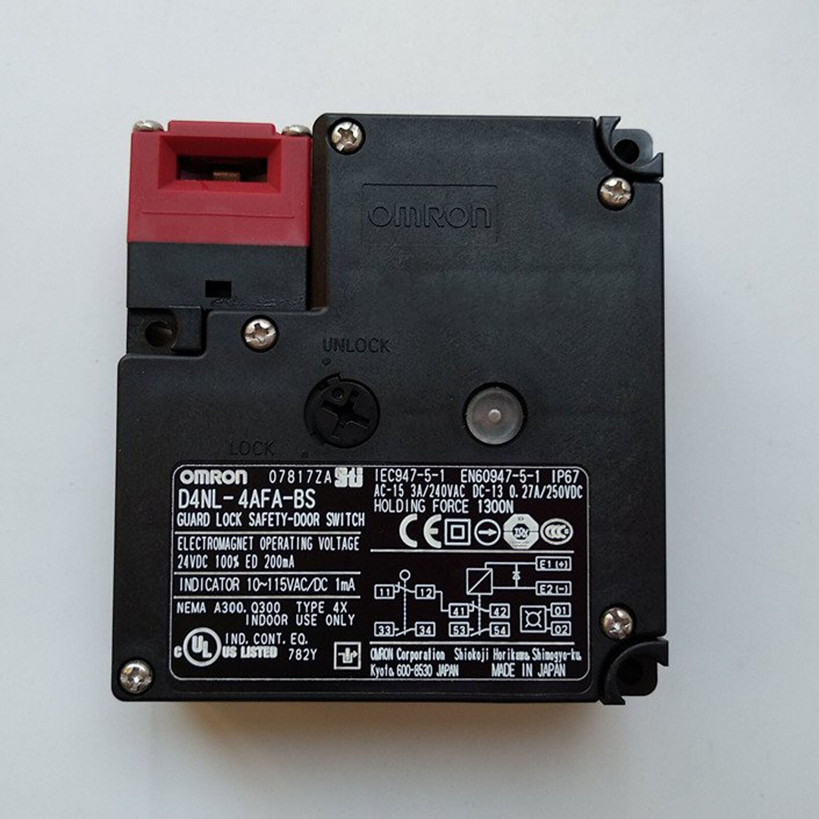 NEW Omron Guard Lock Safety Door Switch D4NL4AFABS FREE SHIPPING