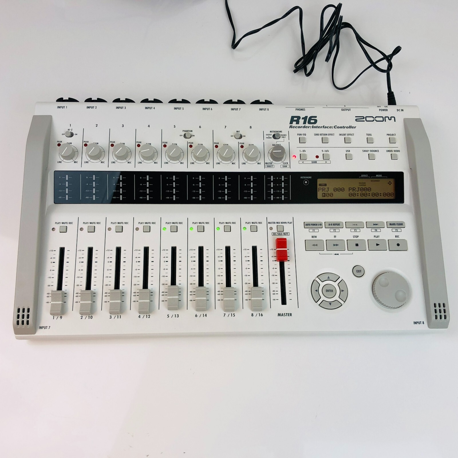 Zoom R16 Portable Multitrack Recorder Controller and
