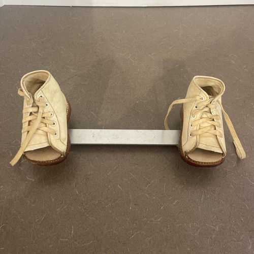 靴 OLD Parachoc rubber sole leather shoes Vintage Seventies Rust Suede and Leather Gum Rubber Crepe