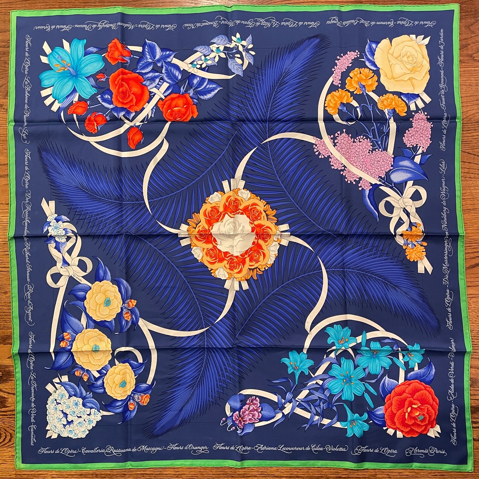 Hermes エルメス　カレ　オペラの花 エルメス スカーフ 花 オペラの花 カレ 90 HERMES エルメス シルク