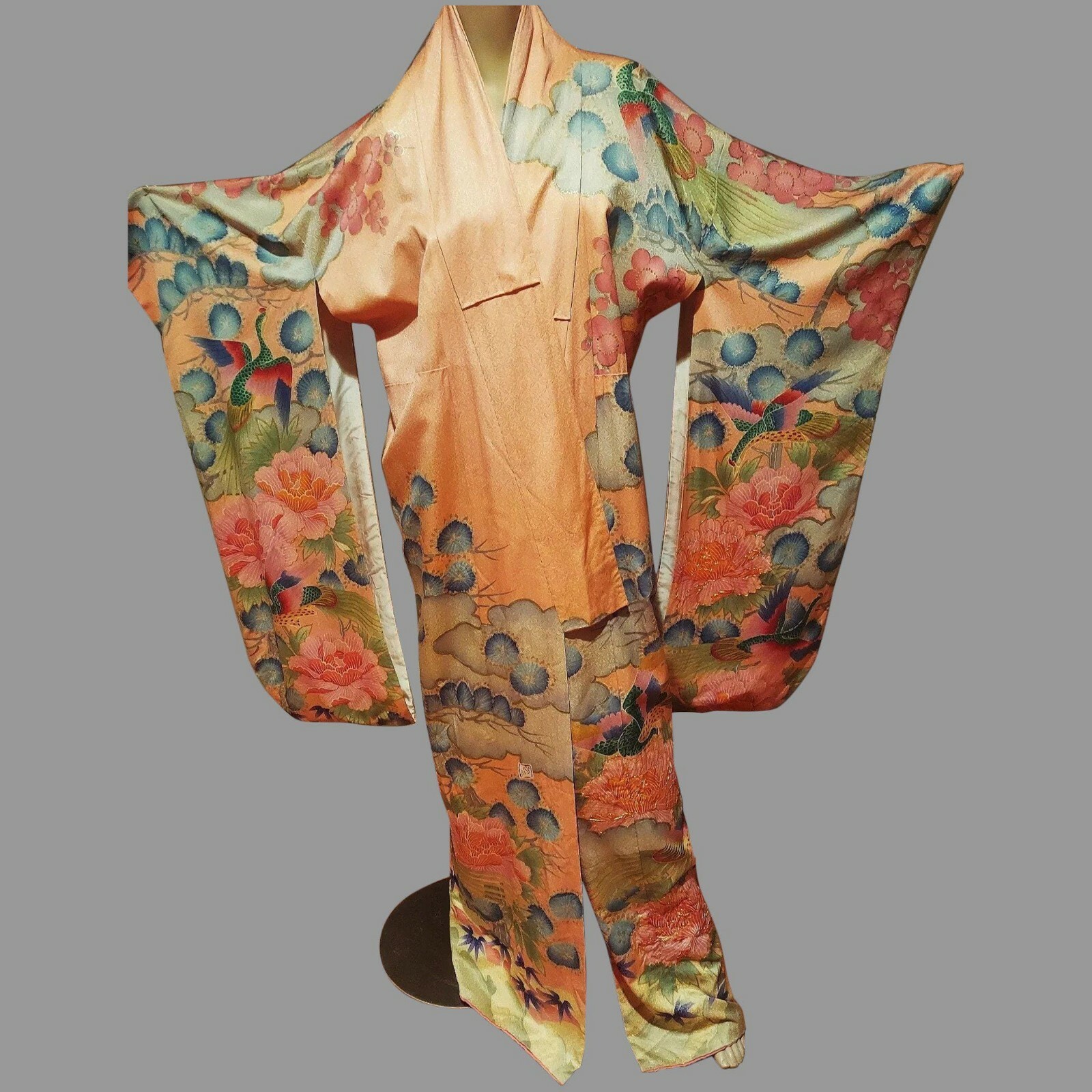 【けーにゃん 】大正ロマン KIMONO antique けーにゃん 】大正ロマン KIMONO antique Kimono | V&A Explore