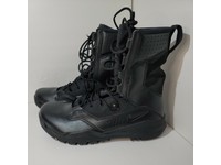 nike military boots black