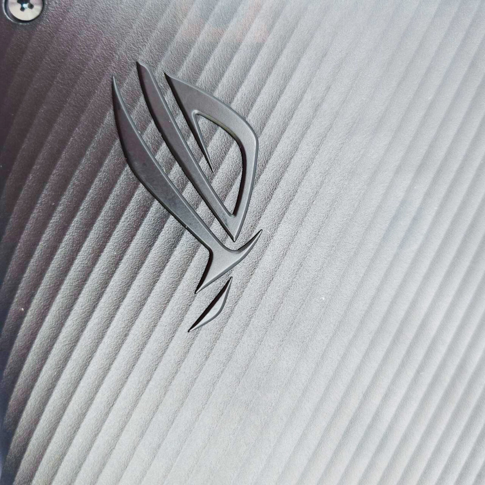 【中古品】ROG XG Mobile GC32L (GC32L-021) ASUS ROG XG Mobile GC32L GC32L-021 AMD Radeon RX 6850M XT