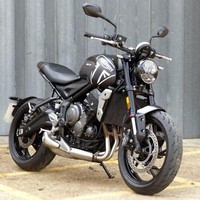 2023 TRIUMPH TRIDENT 660, SUPERB 1-OWNER, LOW MILEAGE, FSH MOTORCYCLE.