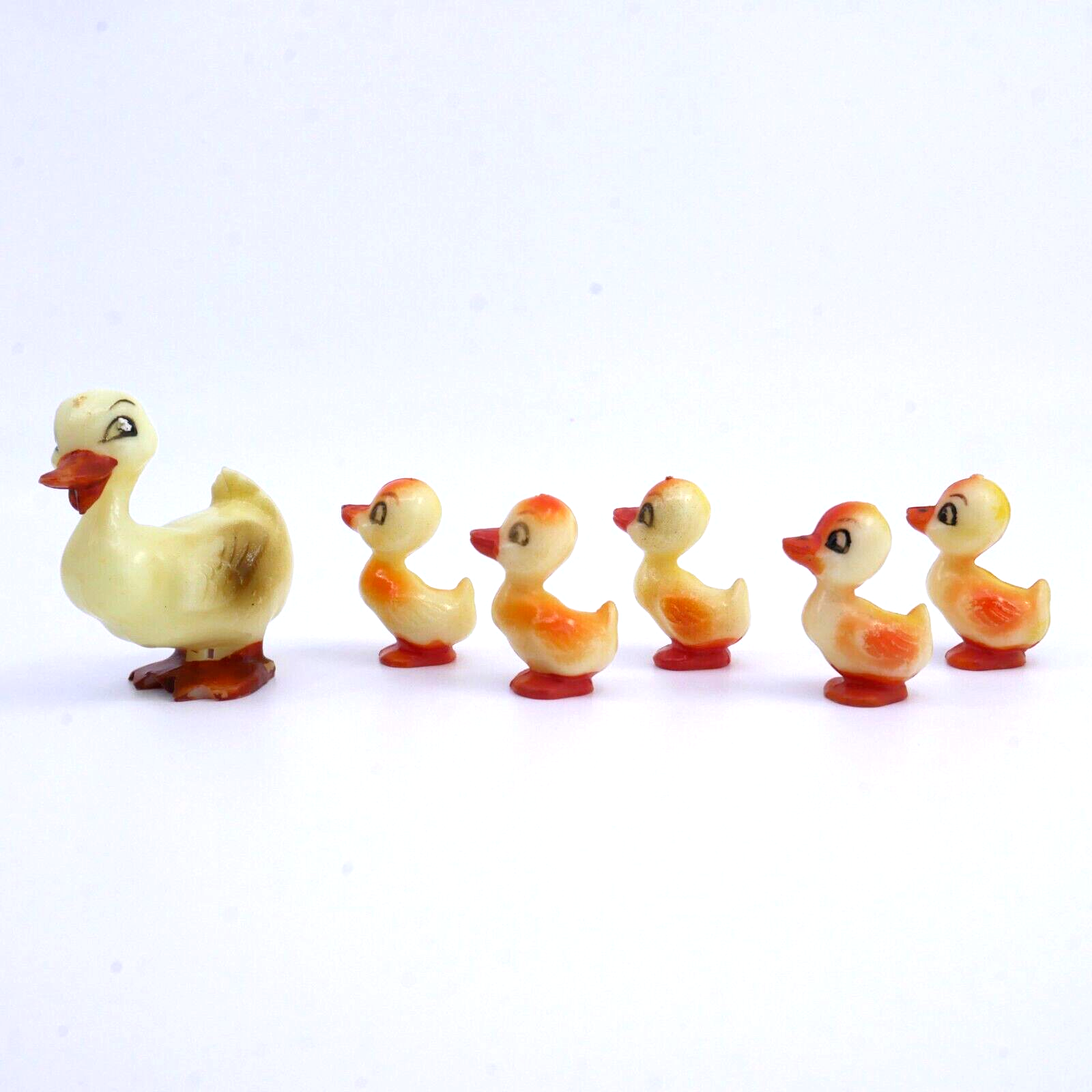 6 Vintage Wilton Miniature Hard Plastic Mother Duck & Babies