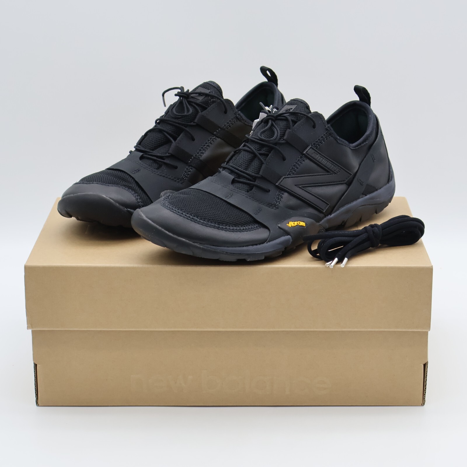 MT10OIS ISSEY MIYAKE New Balance MT10O Black (Men's) | eBay MT10OIS ISSEY MIYAKE New Balance MT10O Black (Men's) | eBay