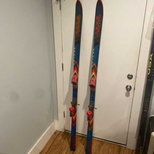 Vintage 190 K2 MSL TRIAXIAL Sidecut 10.0 Skis With Marker Vintage 190 K2 MSL TRIAXIAL Sidecut 10.0 Skis With Marker