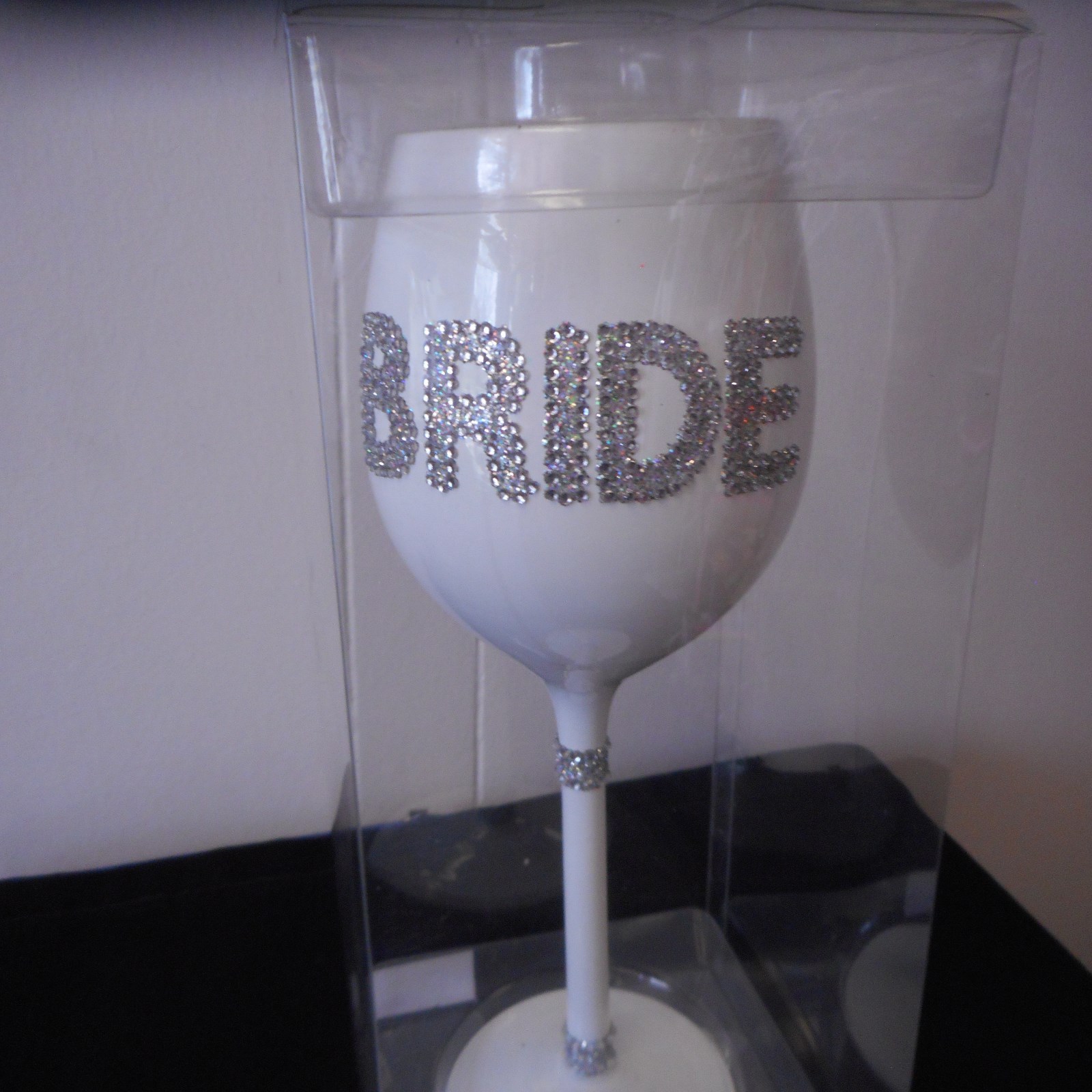 NEW Bride White Wine Glass with Glitter Lettering and Trim
