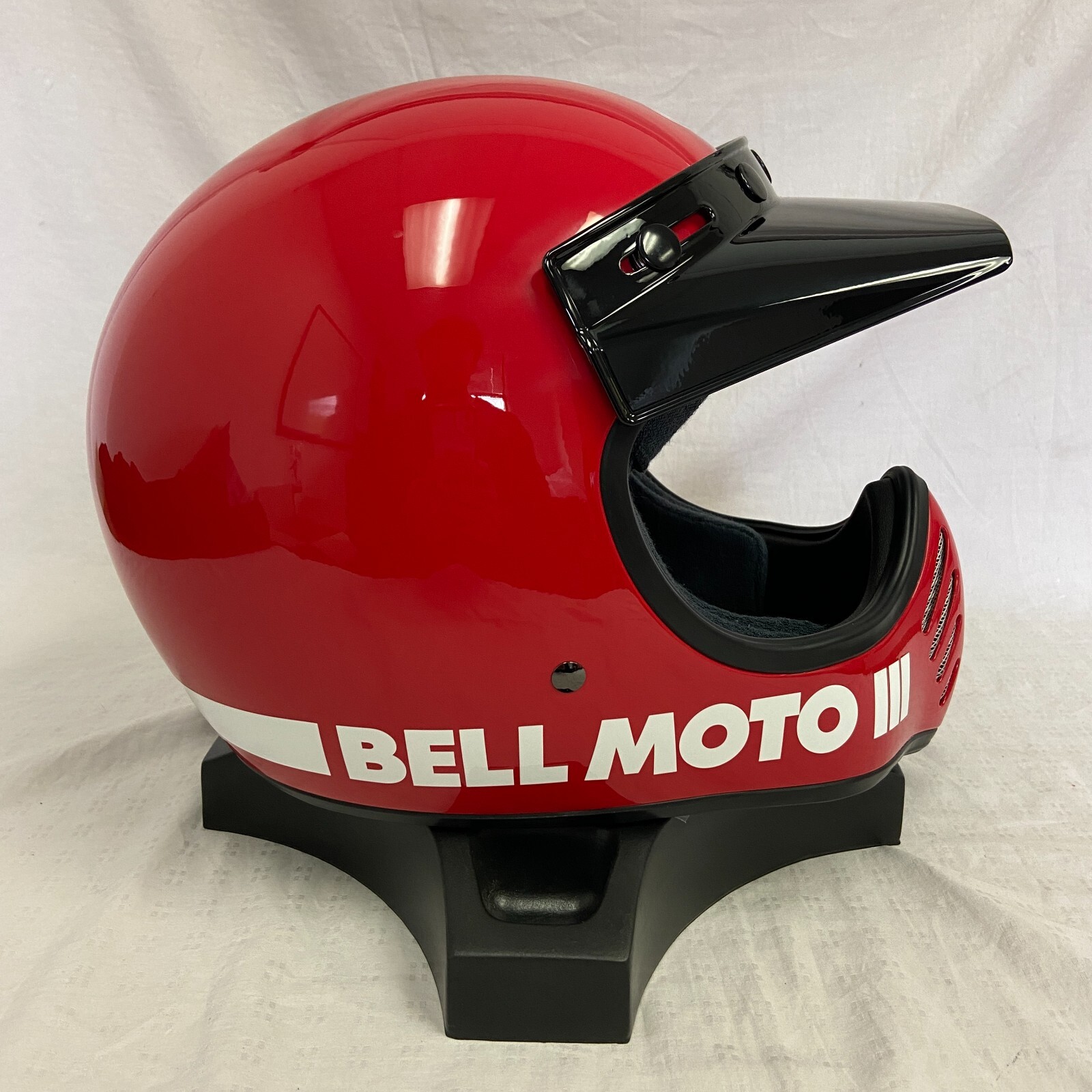 Bell Moto-3 Retro Full Face Motorcycle Helmet Classic Gloss