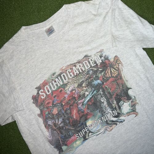 Vintage Sound Garden Band Rap T Shirt Superunknown 1994 Size Vintage Sound Garden Band Rap T Shirt Superunknown 1994 Size