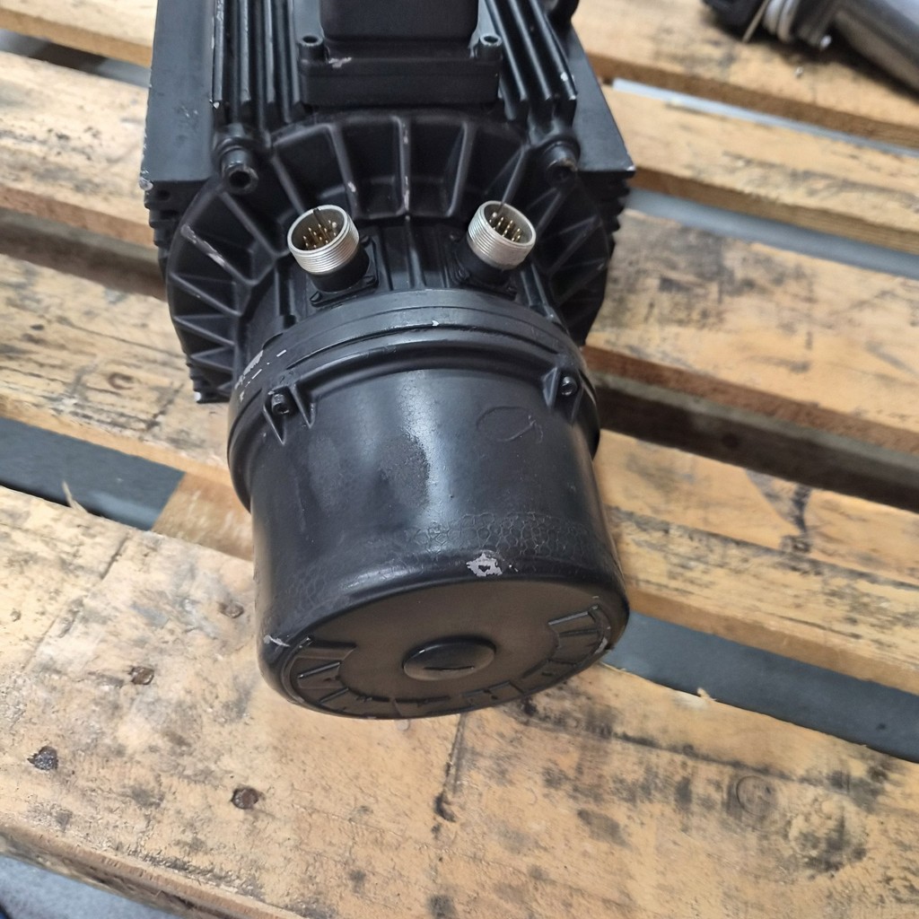 Rexroth R911232810 MAC112D-0-FD-1-B/130-B-1/-I00625/S005 Indramat Servo Motor  — 2
