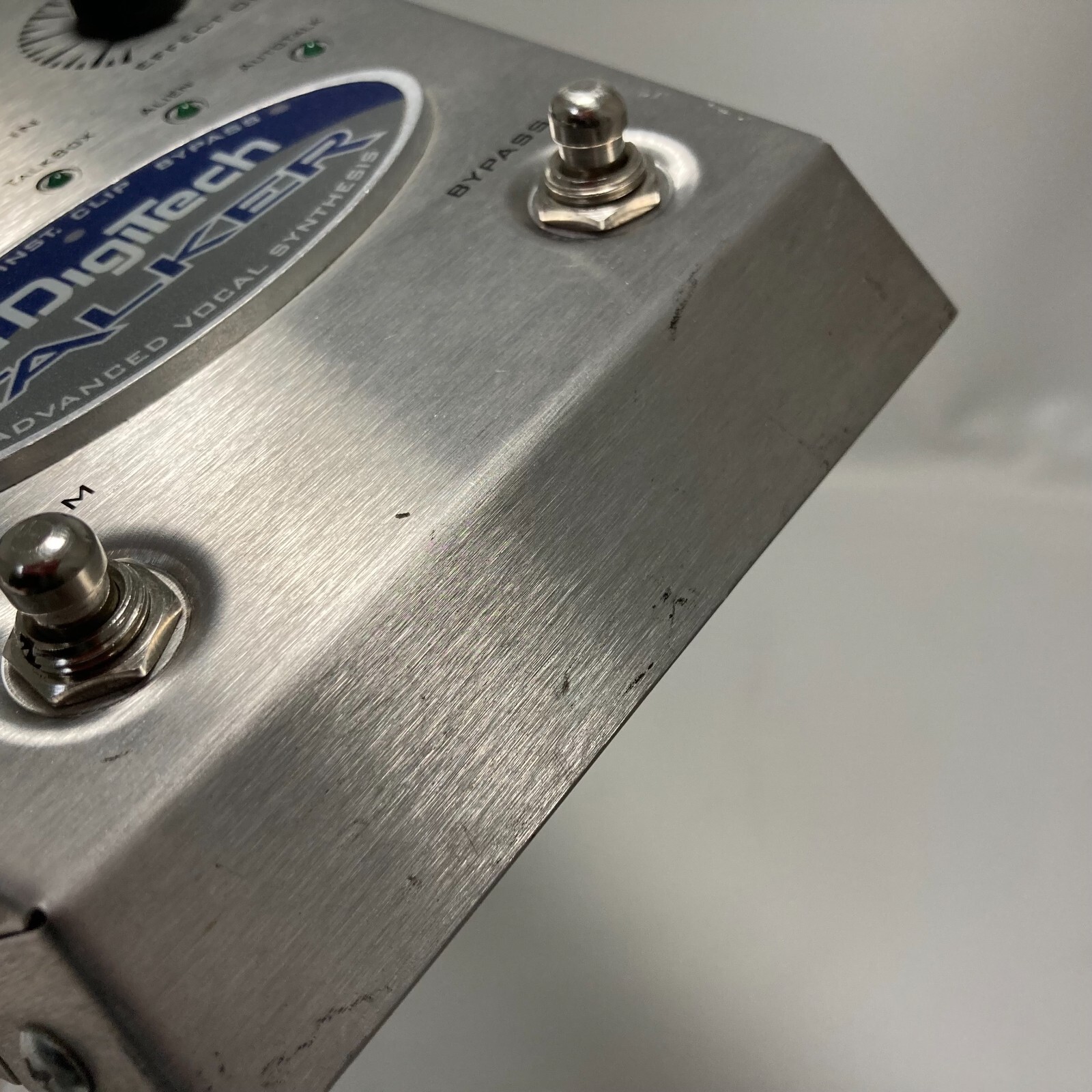 Digitech Talker ボーカルシンセサイザー Video demo: Digitech