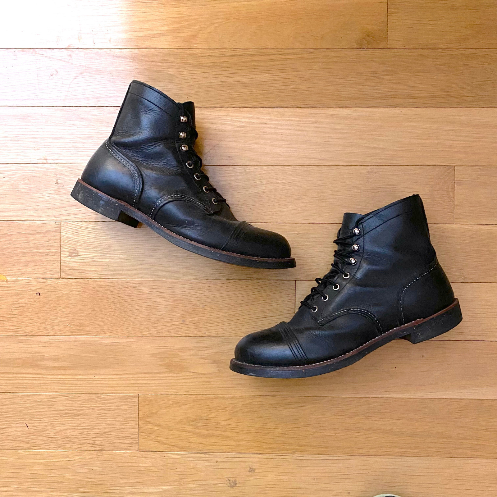 Classic Red Wing 8114 Iron Ranger Cap Toe Boots 10 Nitrile Classic Red Wing 8114 Iron Ranger Cap Toe Boots 10 Nitrile