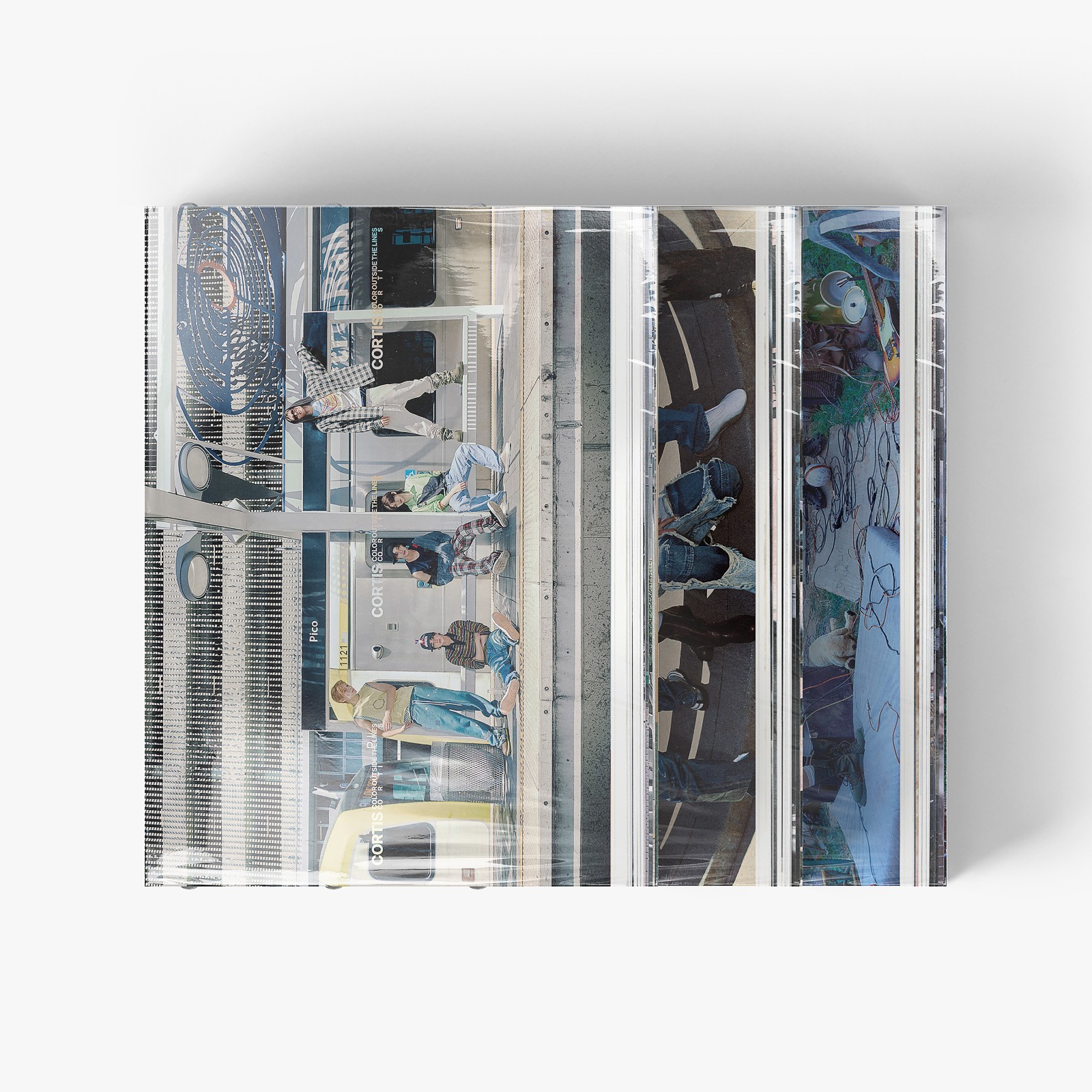 cortis　トレカ　未開封27　color outside the lines CORTIS [COLOR OUTSIDE THE LINES] The 1st EP Album [Scene1/2