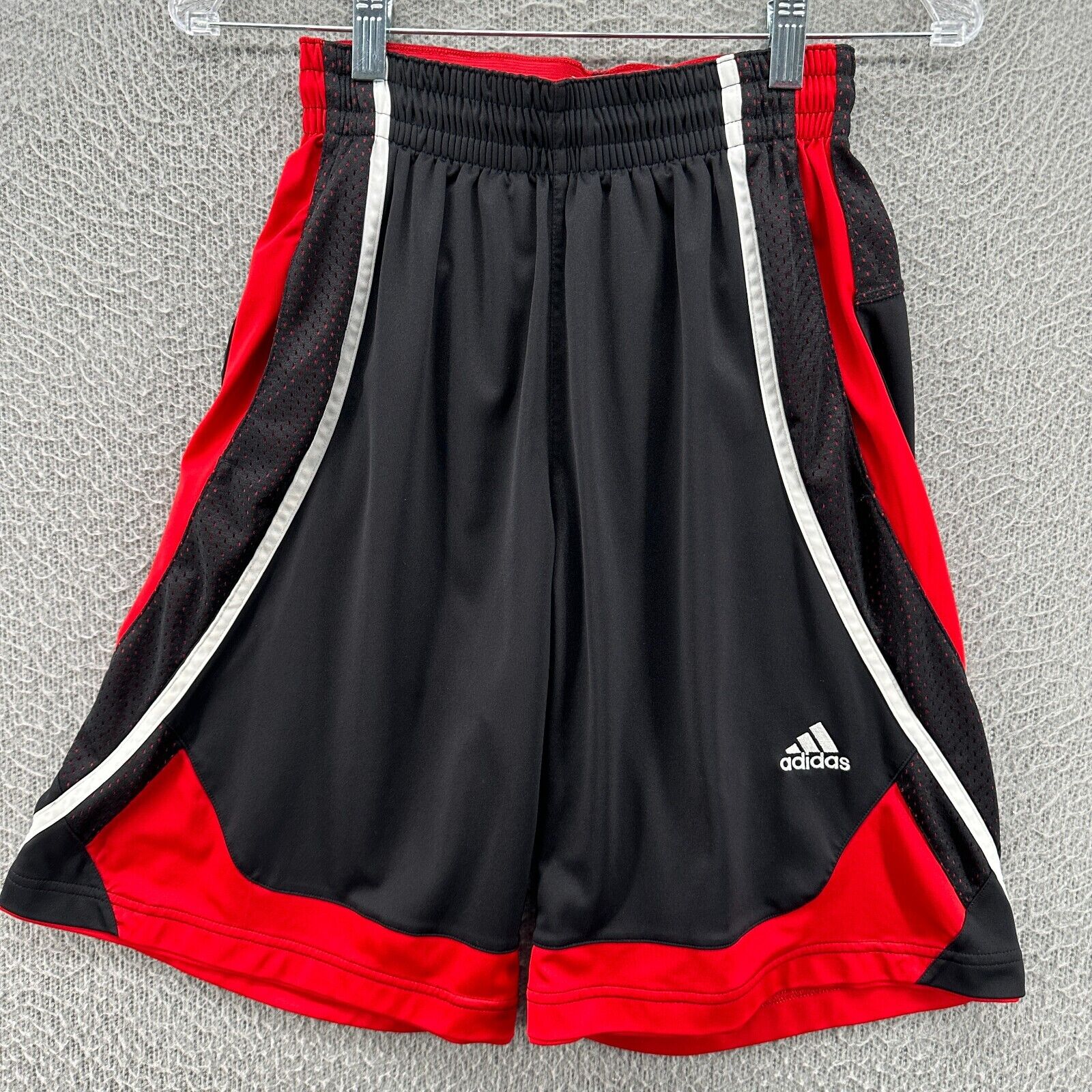Adidas Shorts Mens Small Black Red Gym Mesh Basketball Athletic Training Outdoor Adidas Shorts Mens Small Black Red Gym Mesh Basketball Athletic Training Outdoor