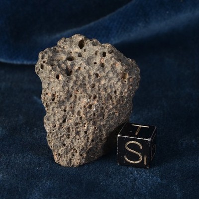 Météorite Jikharra 001 "Bubble" de 24,21 g Achondrite HED, Eucrite Melt Breccia