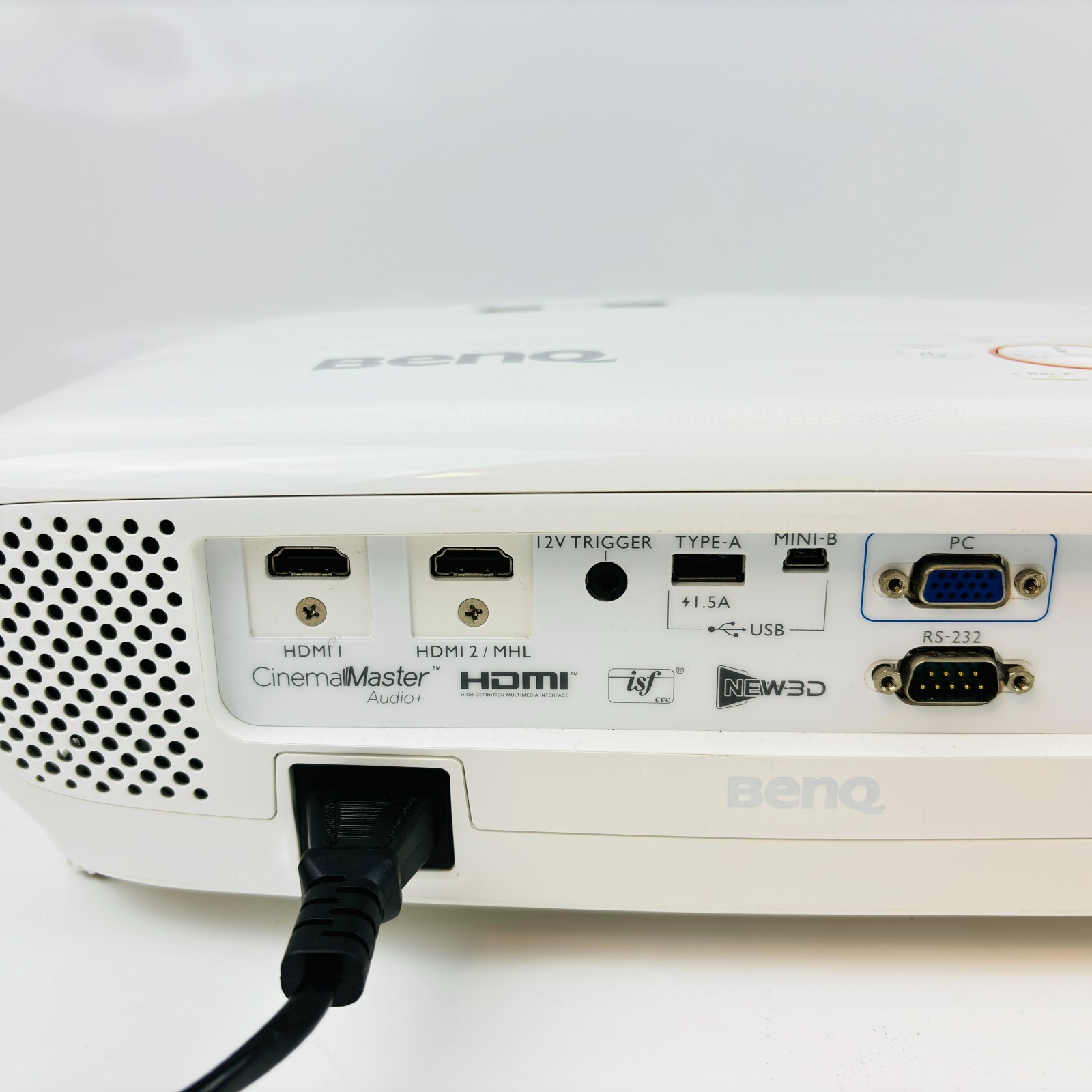 BenQ HT2150ST プロジェクター スクリーン付 DLPフルHD短焦点ホームシアタープロジェクター「HT2150ST」を12
