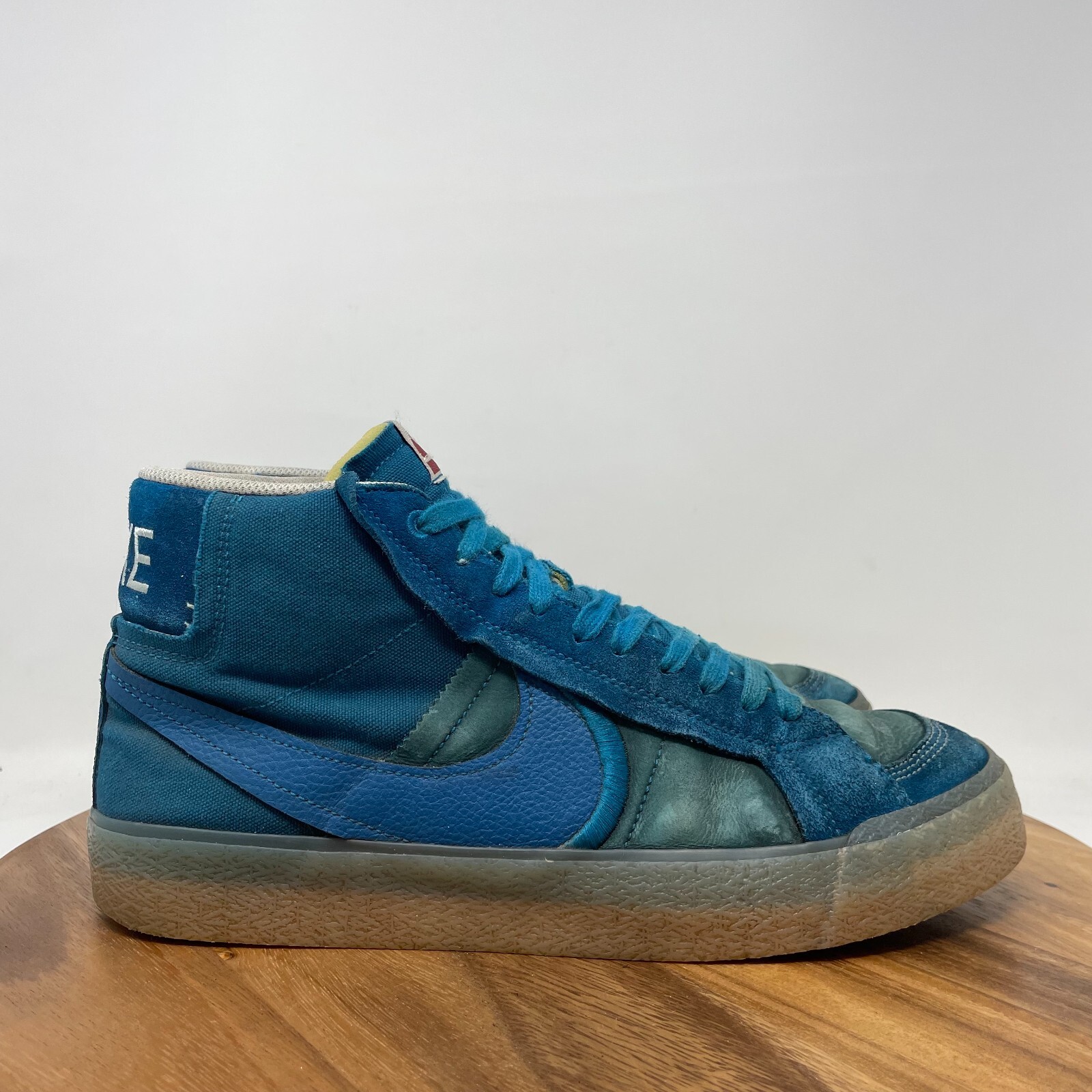 靴 Nike sb zoom Blazer Mid prm plus Nike SB Zoom Blazer Premium Mid PRM Plus Green Teal Gum