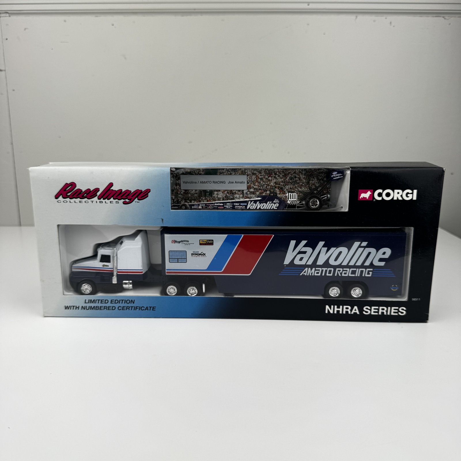 CORGI Race Image Joe Amato NHRA Valvoline Transporter & Dragster