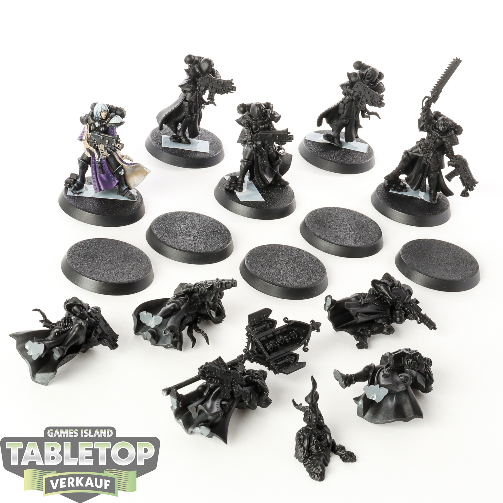 Adepta Sororitas - 10 - Battle Sisters - grundiert