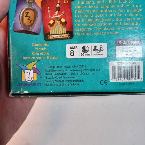 2005 Gamewright Fox Mind Sleeping Queens : A Royally Rousing Card Game