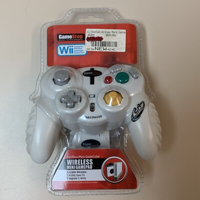 Nintendo GameCube Wii Mad Catz Micro Controller Wireless 2.4ghz Gamepad - New